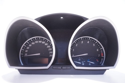 BMW Z4 E85 Speedometer Instrument Cluster KMH 9168182 - Picture 5 of 9