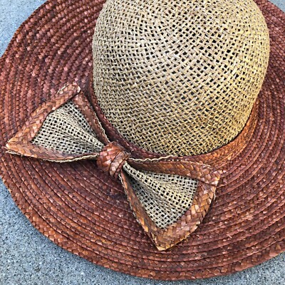 345. NWT. Vintage Couture Woven Straw Sun Hat with Feather Accent - Natural 345. NWT. Vintage Couture Woven Straw Sun Hat with Feather  main image 4