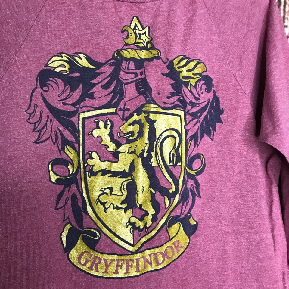 Harry Potter GRYFFINDOR Girl’s Long-Sleeve Graphic Tee T-Shirt Size XS (4/5) - Image 2 of 4