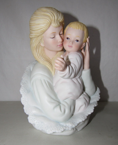 Ronadro Collection~ Loves Moment~ Porcelain Handmade Mother & Child Sculpture - Picture 2 of 8