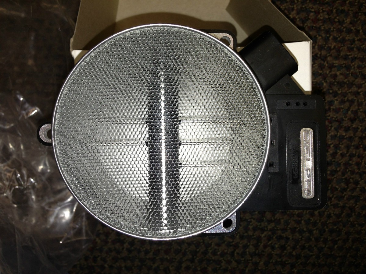 New GM Mass Air Flow Meter / Sensor GM Part # 15904068 Delco