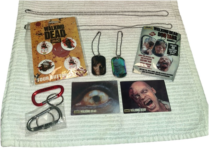 THE WALKING DEAD - DOG TAGS  LOT  Hershel Darryl 4pack Buttons And Chains