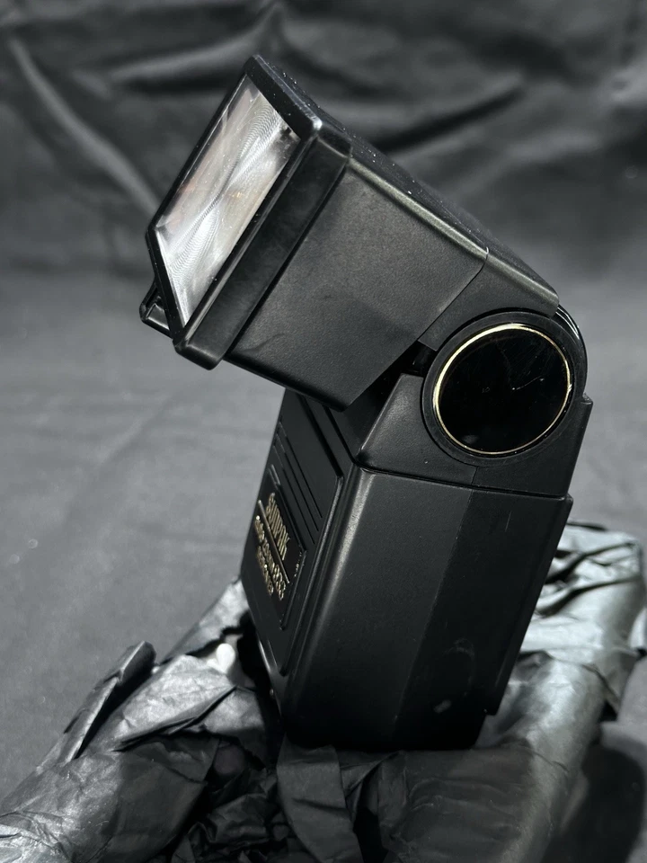 Sunpak Auto Zoom 933 Dedicated Universal Shoe Mount Camera Flash - Image 4 of 4