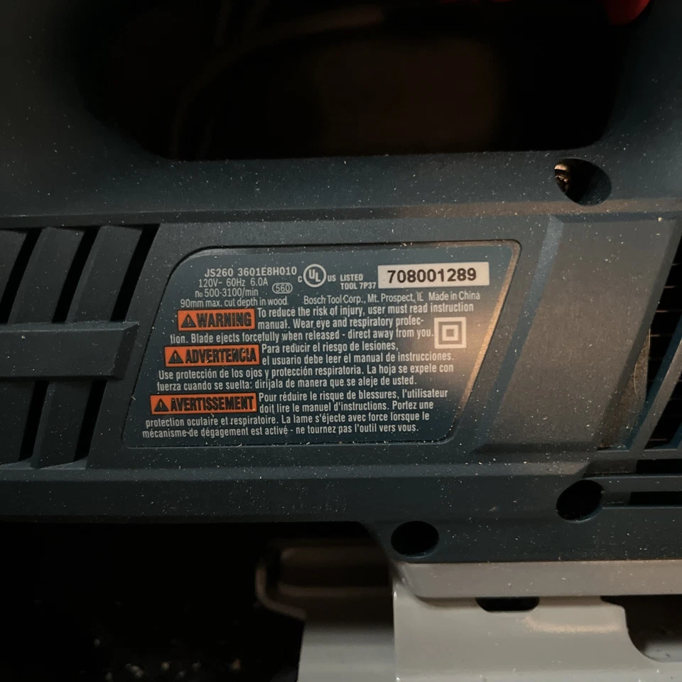 Quebra-cabeça Bosch JS260 6.0 amp com fio com alça superior e estojo de transporte - Imagem 3 de 4