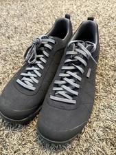 Oboz Bozeman Men s Gray Low Hiking Shoes In Size 13 New