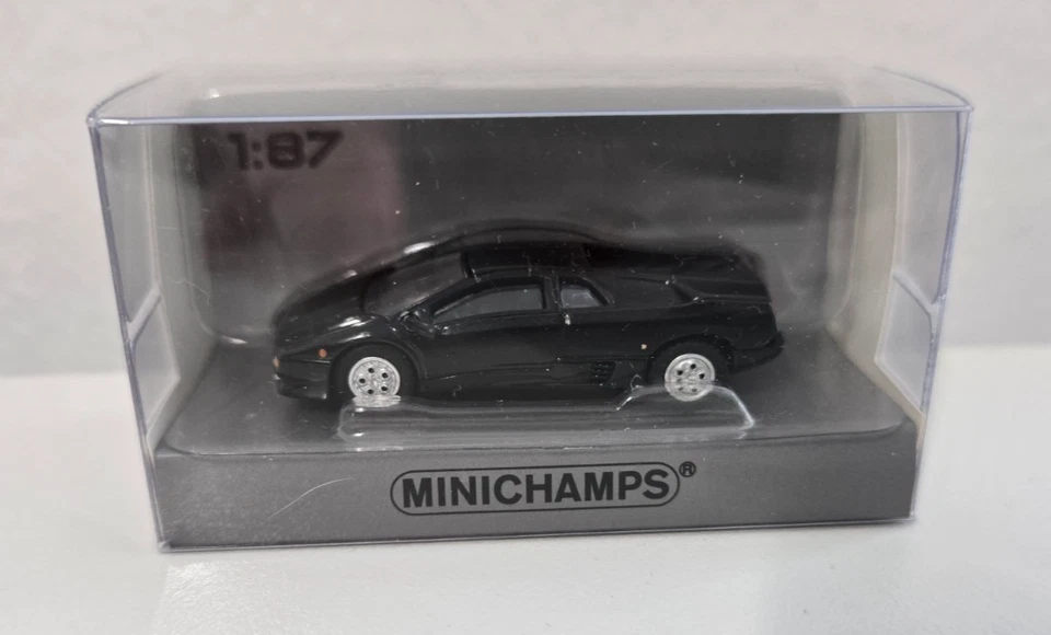 Minichamps 870103222 Lamborghini Diablo schwarz 1994 1:87