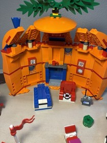 LEGO SpongeBob: Good Neighbours at Bikini Bottom (3834) 99.9% Complete w/Manual