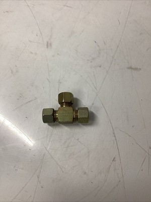 1/2  Compression Tube Fittings Tee Voss 8 P-774