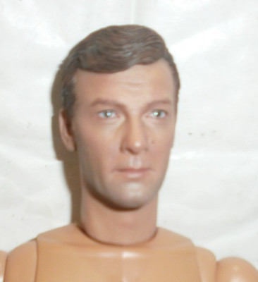 DID Roger Moore Akt Figur aus Guardsman Maßstab 1:6 Spielzeug Zubehör