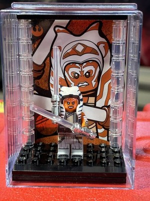 Lego Star Wars Ahsoka Tano Minifigure 75385 in acrylic case with LEGO card 