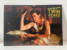 TWIN PEAKS Gold Box DVD POSTCARD #22 Agent Dale Cooper in bed RARE