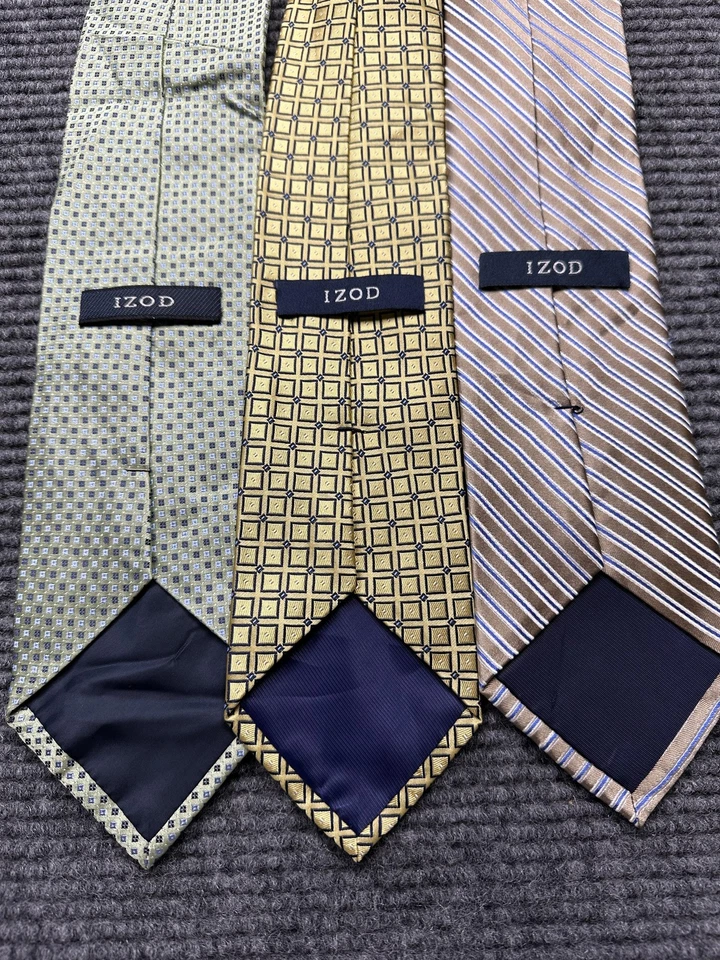 Lote de 3 corbatas Izod para hombre 100 % seda verde dorado marrón rayas geométricas Foto 2 de 4