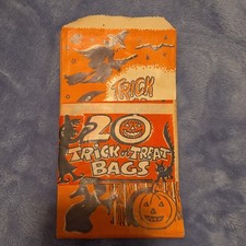 NOS Vintage Halloween Paper Trick or Treat Ba...