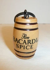 Bacardi Spice Wooden Barrel Keychain Ron Bacardi Spice Wood vtg Key Chain Ring