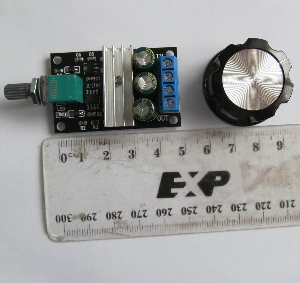Model Railway Speed Controller 12v 2 amp PWM Module & NICE 27mm Knob. Fast Del. - Image 2 of 4