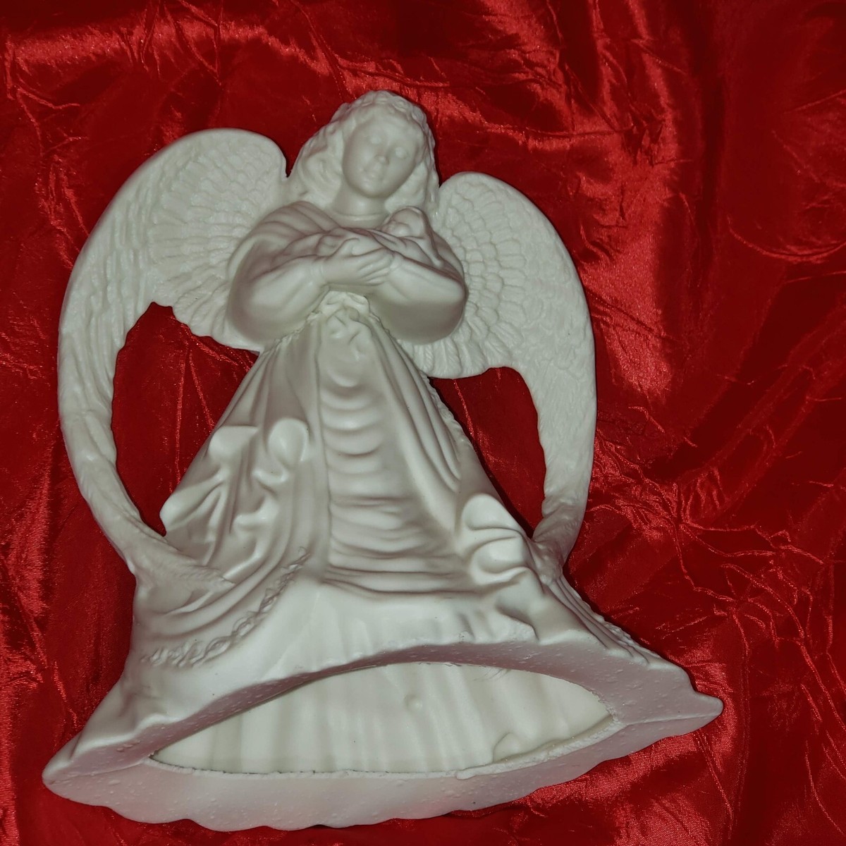 Ceramic Off White Angel with Baby Figurine 7,5