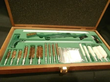 REMINGTON UNIVERSAL FIREARMS CLEANING KIT  #19054  WOOD CASE
