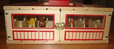 Melissa  Doug Take-Along SHOW-HORSE STABLE 3744 4 Horses, Sealed