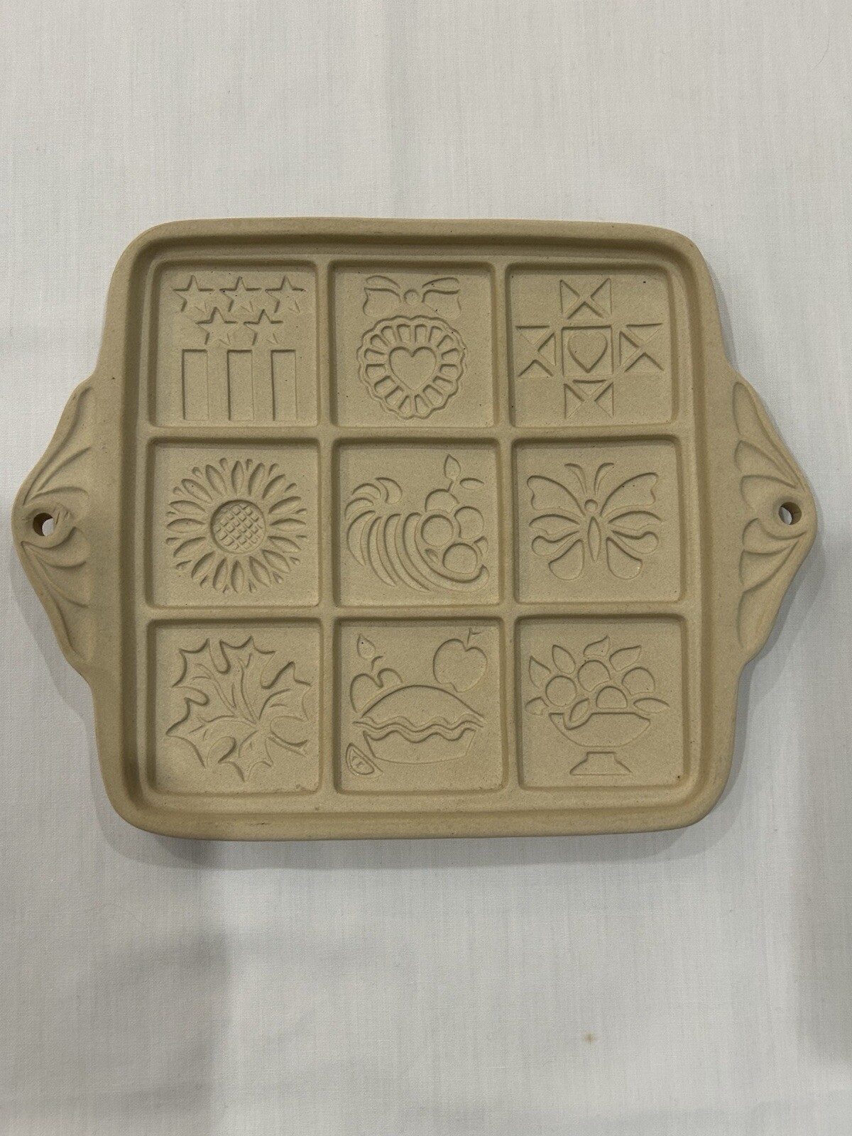 Pampered Chef Round Up From The Heart 10th Anniversary Stone 2000 Limited Edition