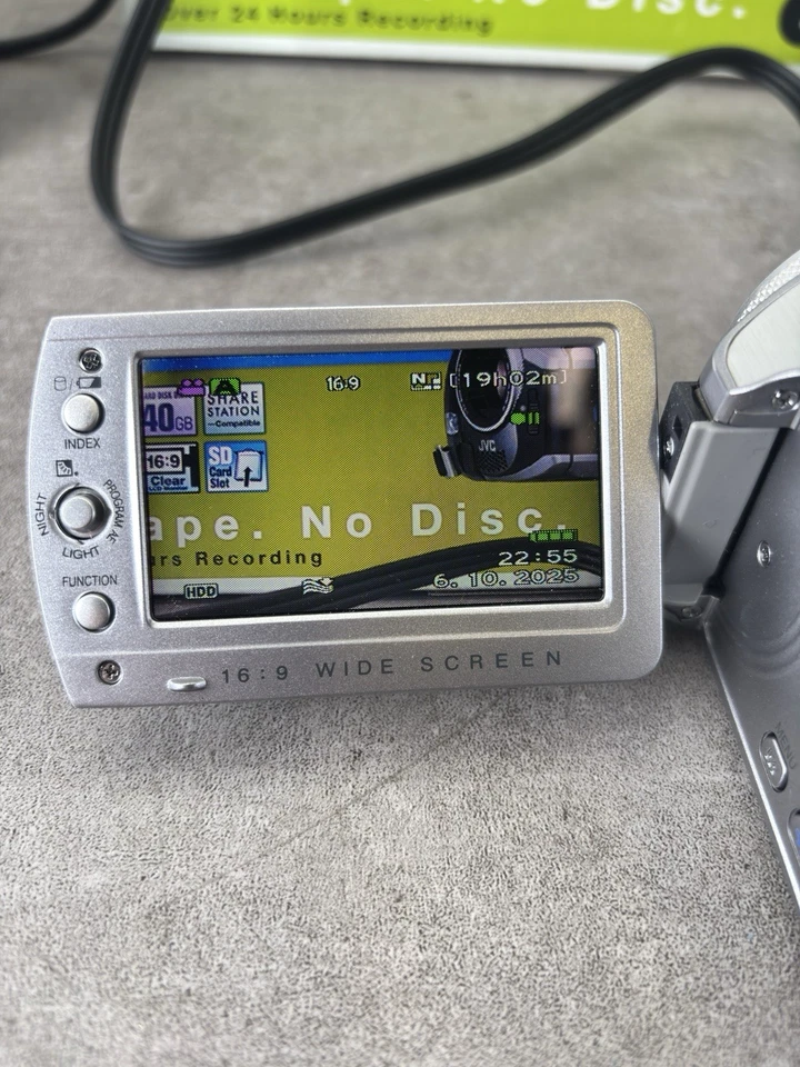 JVC Everio GZ-MG175 40GB Digital Camcorder - Working & Complete - Image 3 of 4