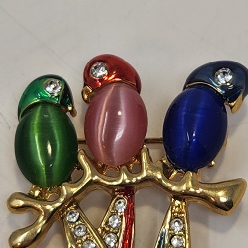 Parrot Bird Trio Moonglow Rhinestone Brooch Pin Blue Red Green Tropical Vintage - Picture 2 of 5