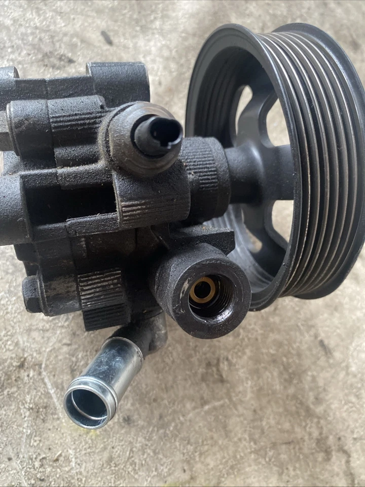 Bomba de dirección asistida Reman Vision OE 990-1075 para Toyota Tundra 2007-2010 Foto 3 de 4