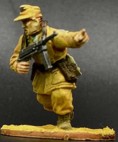 Painted Fallschirmjager Bolt Action Germany paratroopers WWII - Picture 4 of 6