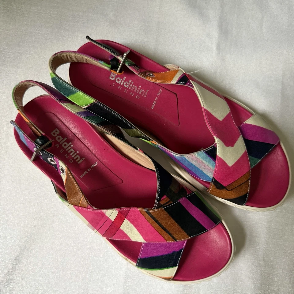 Sandalias planas Baldinini 100% cuero italiano colorido confort talla 38.5 Foto 3 de 4