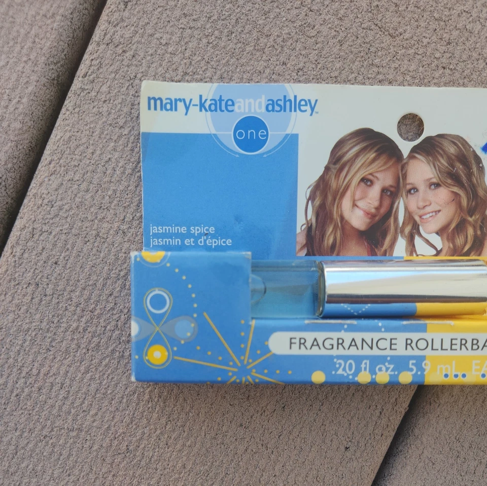 Mary Kate and Ashley one and Two 2006 eau de toilette perfume spray 0,20 OZ dúo Foto 2 de 4