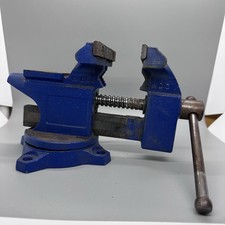 Irwin Bench Vise 4.5in, W866 W831