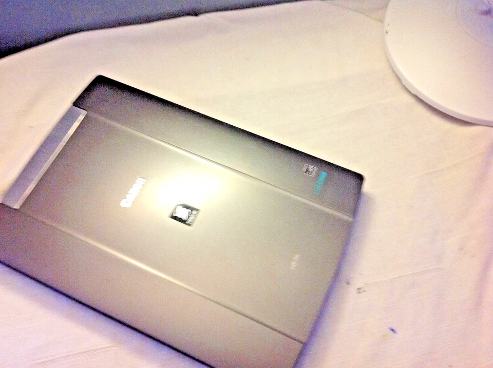 CANON CanoScan Lide 210 Colour  Scanner + USB CABLE - Image 2 of 4