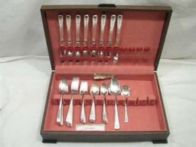 Set Community Silverplate Flatware Milady 50 pcs Svc for 8 w/Box