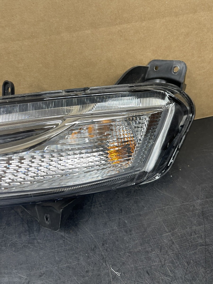 2019-2023 Chevrolet Malibu OEM GM Front LH Driver Side Turn Signal