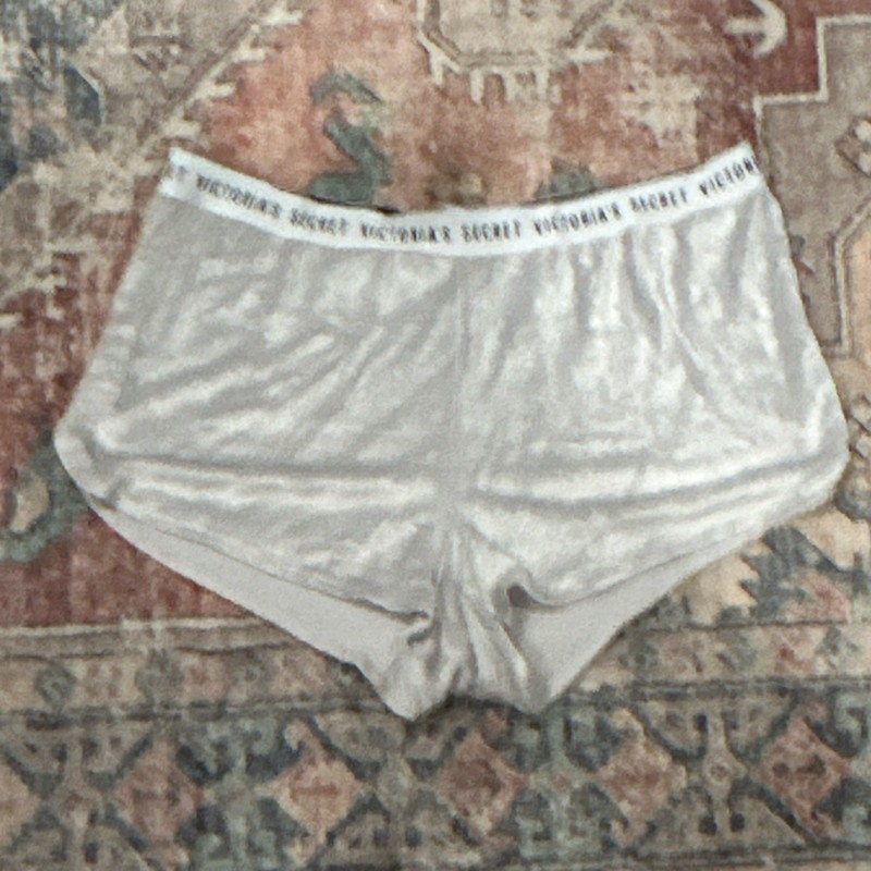 Victoria's Secret Velour Gray Sleep Shorts Logo Women Regular Solid L