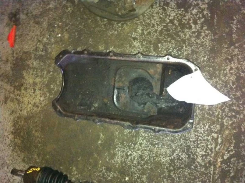 87-90 Chevrolet Chevy Celebrity Oil Pan 6-191 3.1 Liter - Image 4 of 4