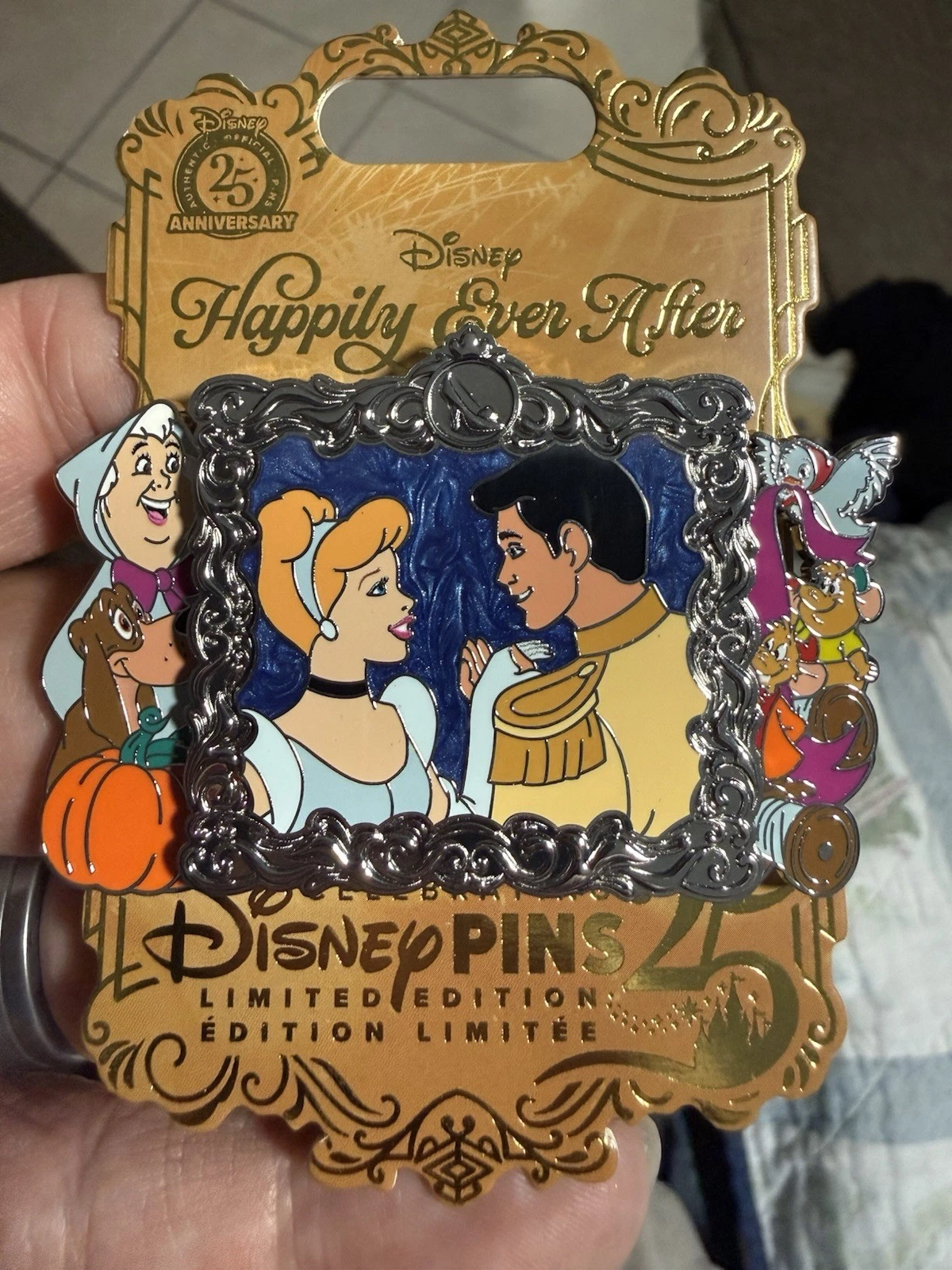 Disney Happily Ever After Collection Cinderella Slider Limited Edition 2400 Pin