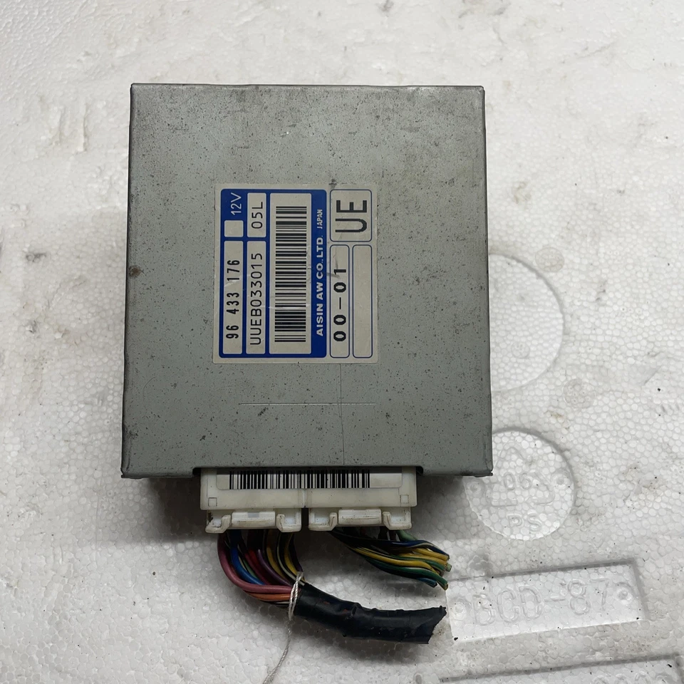 Módulo de control de transmisión Chevy Aveo/Aveo5 2007 usado (TCCM) 96802673 Foto 4 de 4