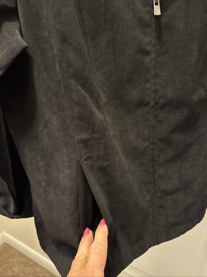 Blazer Christopher Banks con Cremallera Talla L Para Mujer Negro Manga Larga Usado en Excelente Condición Carrera Foto 3 de 4