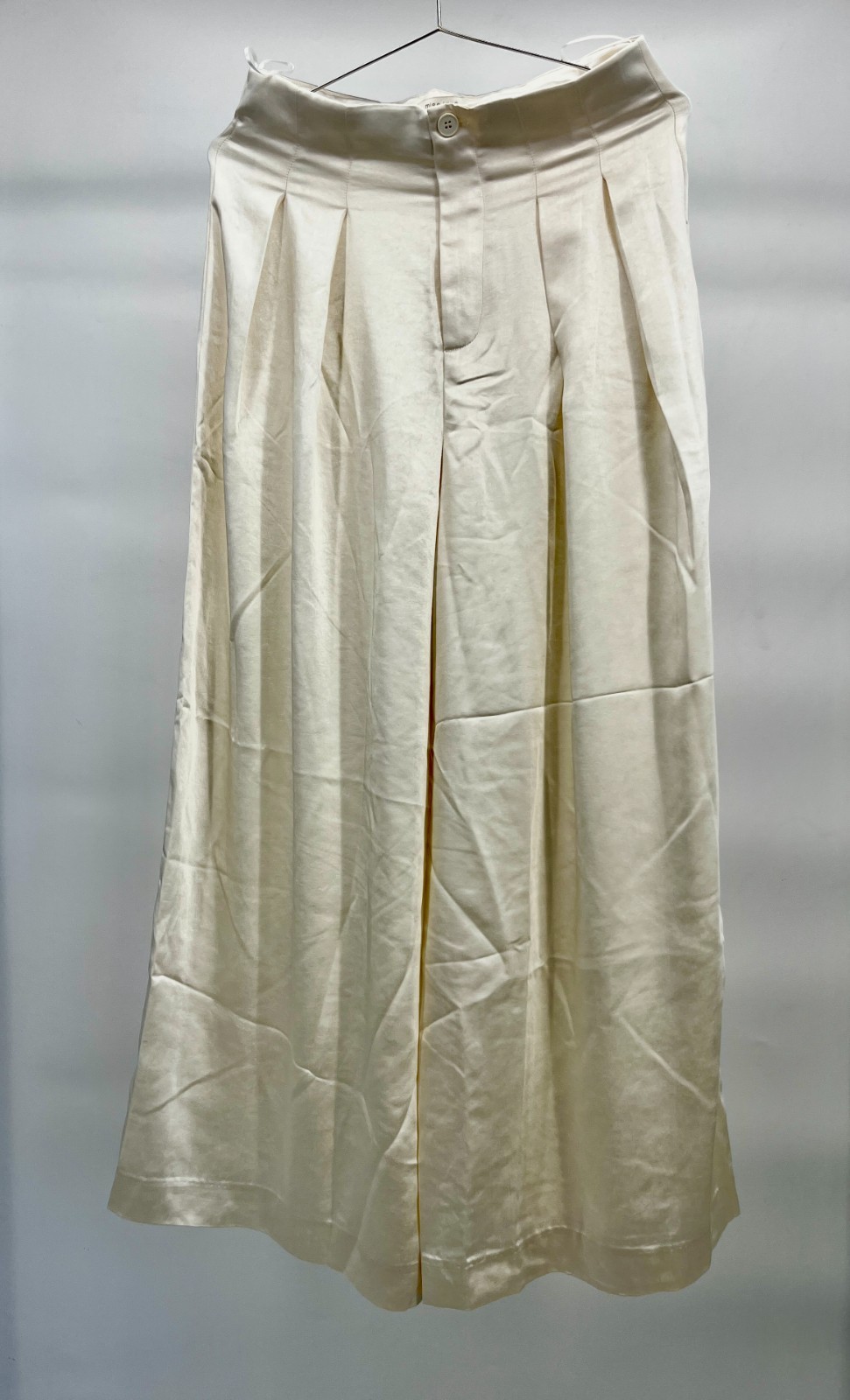 Women's Pants - miss love by Lala White Silk Flowy Wide Leg Pleeted Slack Size S