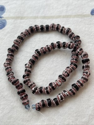 African Trade Bead Strand 70 Pcs/ 4-5mm Rosetta Pattern Round Red Black White