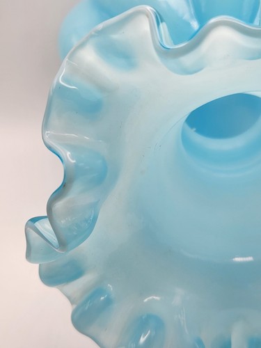 Fenton Glass Melon Vase Pale Blue 8" Tall Crimped Rim Vintage - Picture 14 of 23