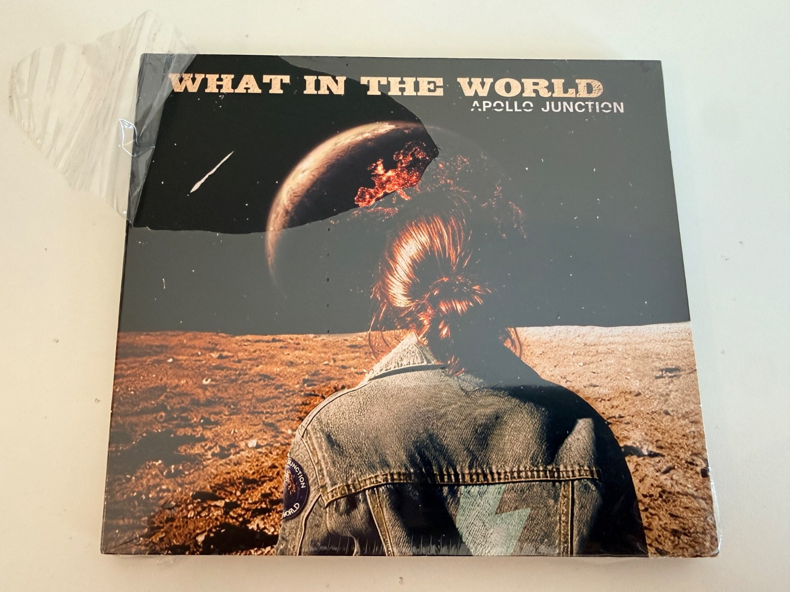 Apollo Junction What In The World - Image 2