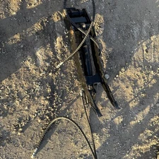 7 Ton Mini Excavator Hydraulic Thumb Giyi New Cat Case Bobcat Gehl Kubota