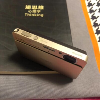 Sony ソニー Cyber-shot DSC-T700 ゴールド デジカメ SONY Cyber-shot サイバーショット DSC-T700 ゴールド SONY