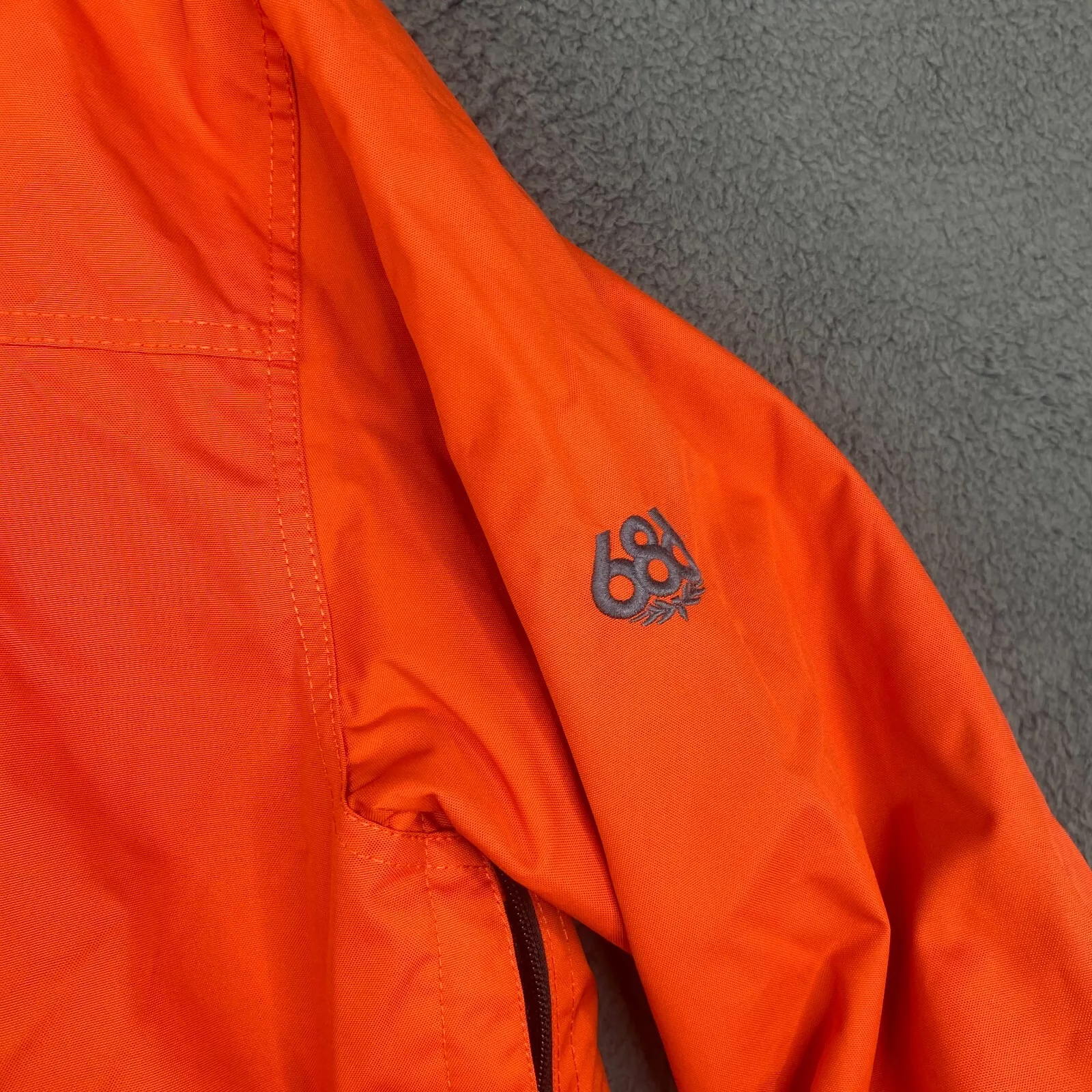arcteryx hooded insulated snowboard 10000mm waterproof jacket