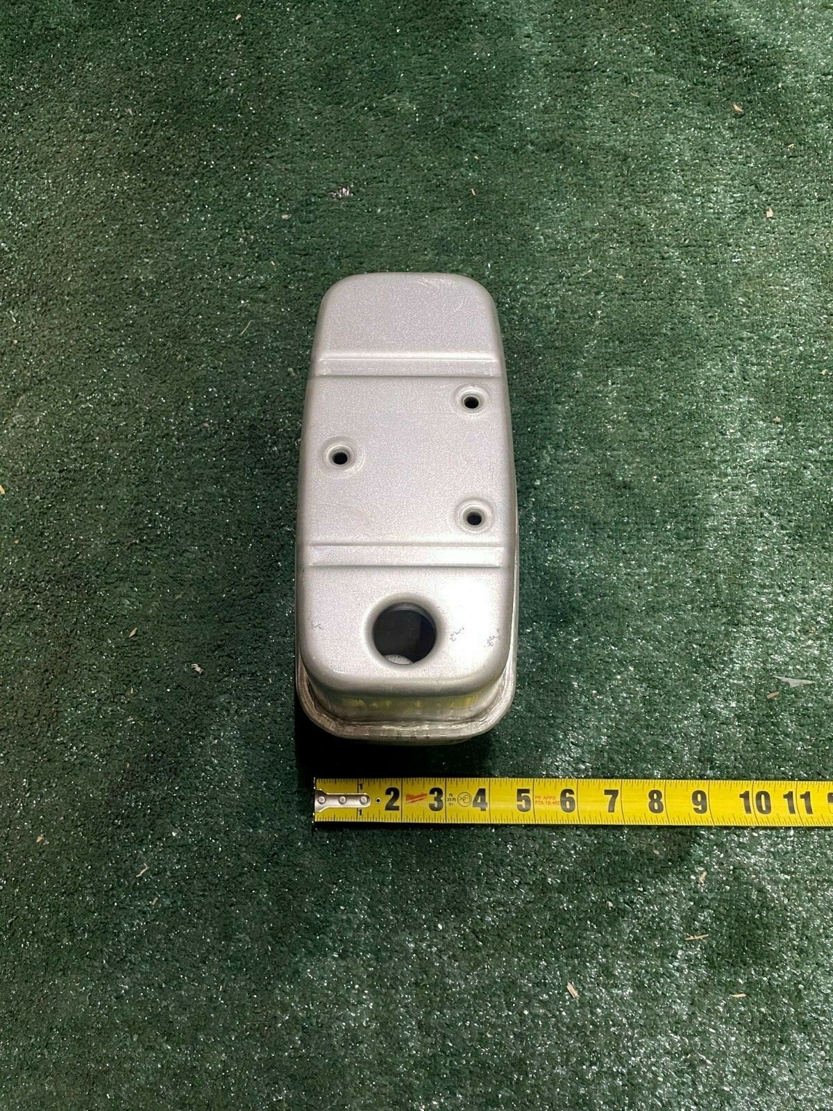 SINGLE CYLINDER ENGINE MUFFLER GY21535 FITS/FOR JOHN DEERE LA115, LA120