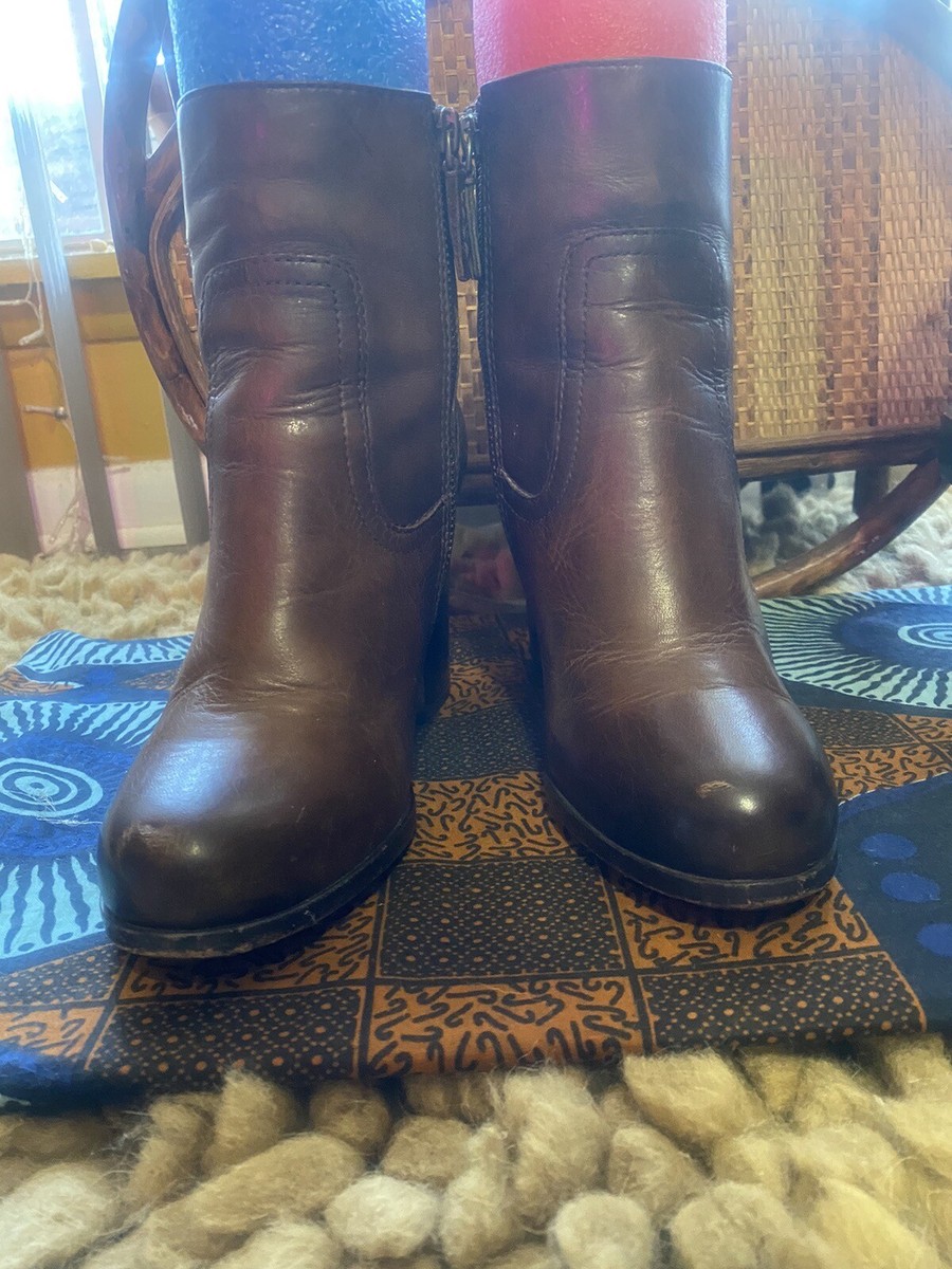 Frye Parker Short Brown Ankle Zip Boots Leather Size Stacked Short Heel