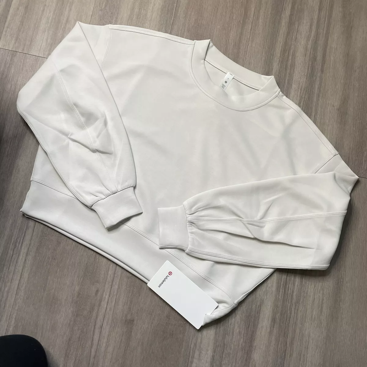 Lululemon Perfectly Oversized Cropped Crew *Softstreme™ White Opal / size 10