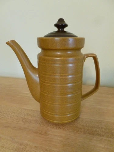 Asake Japan Stoneware Coffee / Tea Pot with Lid. Nice!