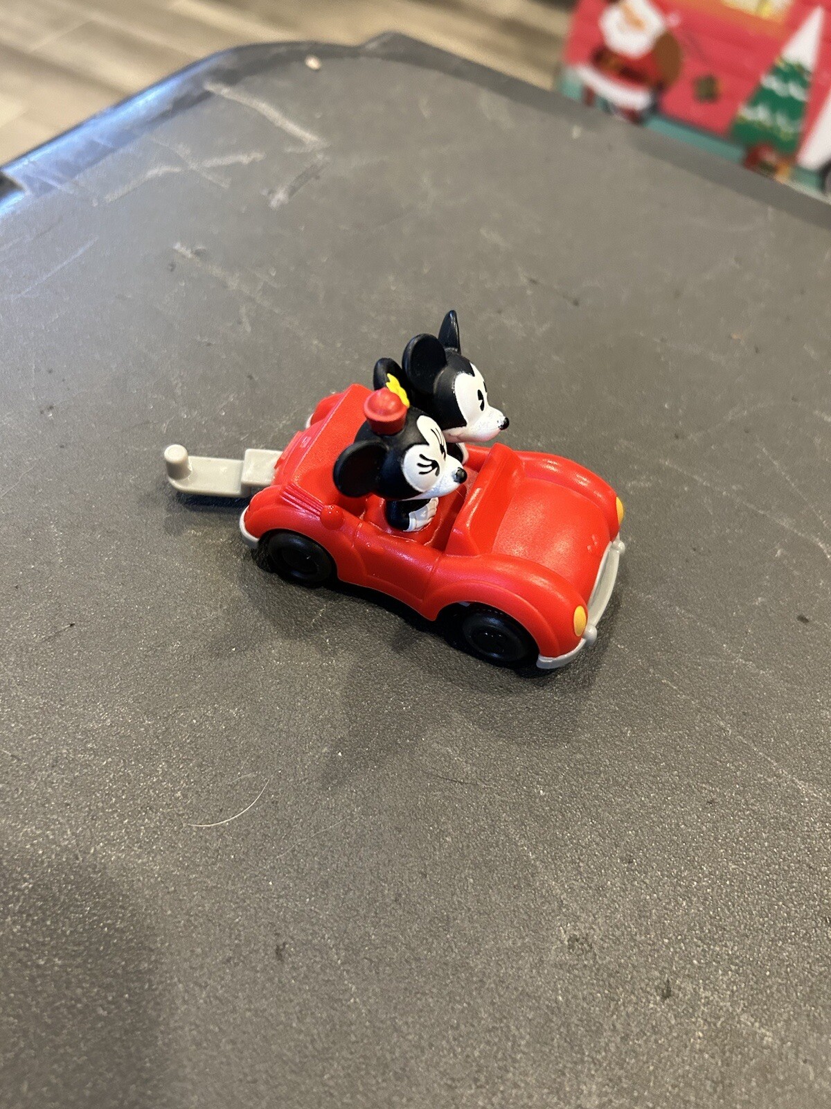 Picture 4 of 5